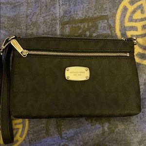 MIchael Kors Wristlet